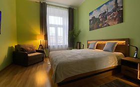 Lublinbnb - Exclusive Family Apartment ------ In The Heart Of Lublin -------------------------------- Bedroom & Living Room & Kitchen