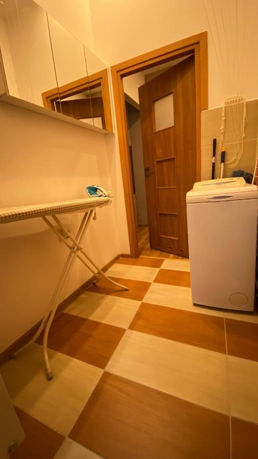 Lublinbnb - Exclusive Family Apartment ------ In The Heart Of Lublin -------------------------------- Bedroom & Living Room & Kitchen Екстер'єр фото